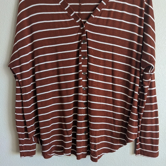 A New Approach (a.n.a) Blouse Top - Picture 10 of 12